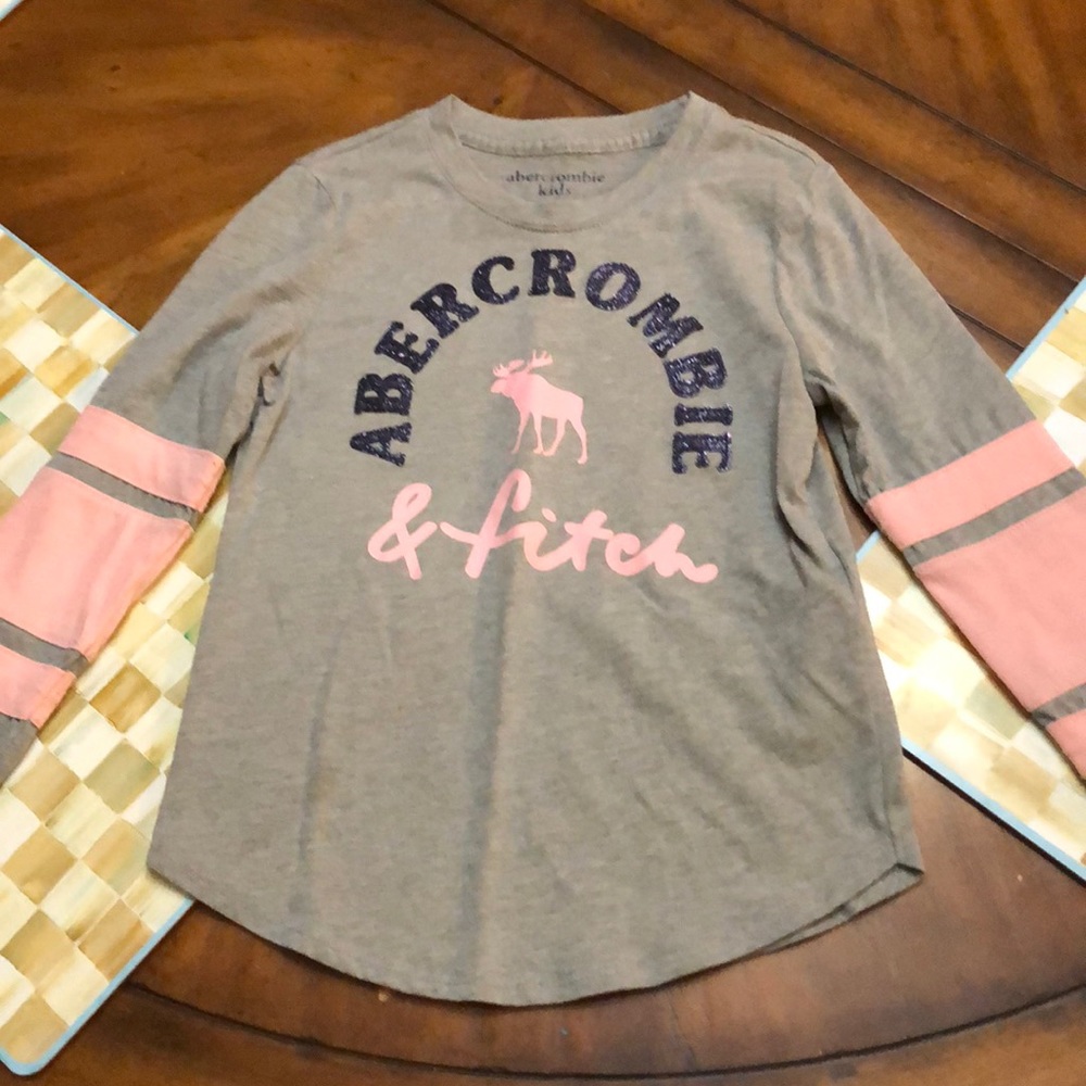 Girls Abercrombie & Fitch shirt. Long sleeve.